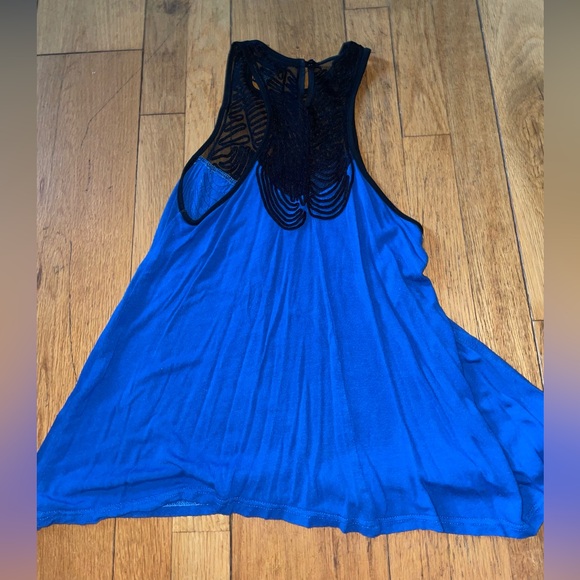 Women’s Rue21 Top - Picture 2 of 4